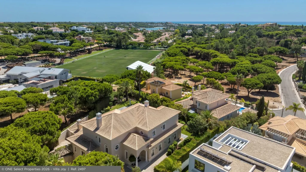 Aerial view of Vilas Alvas, a residential area between Quinta do Lago and Vale do Lobo.